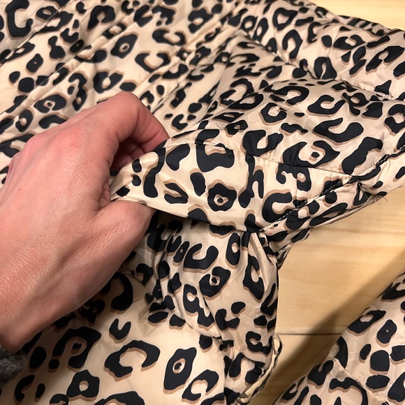 Fashion Nova Leopard Puffer Jacket Size Small - Picture 4 of 8
